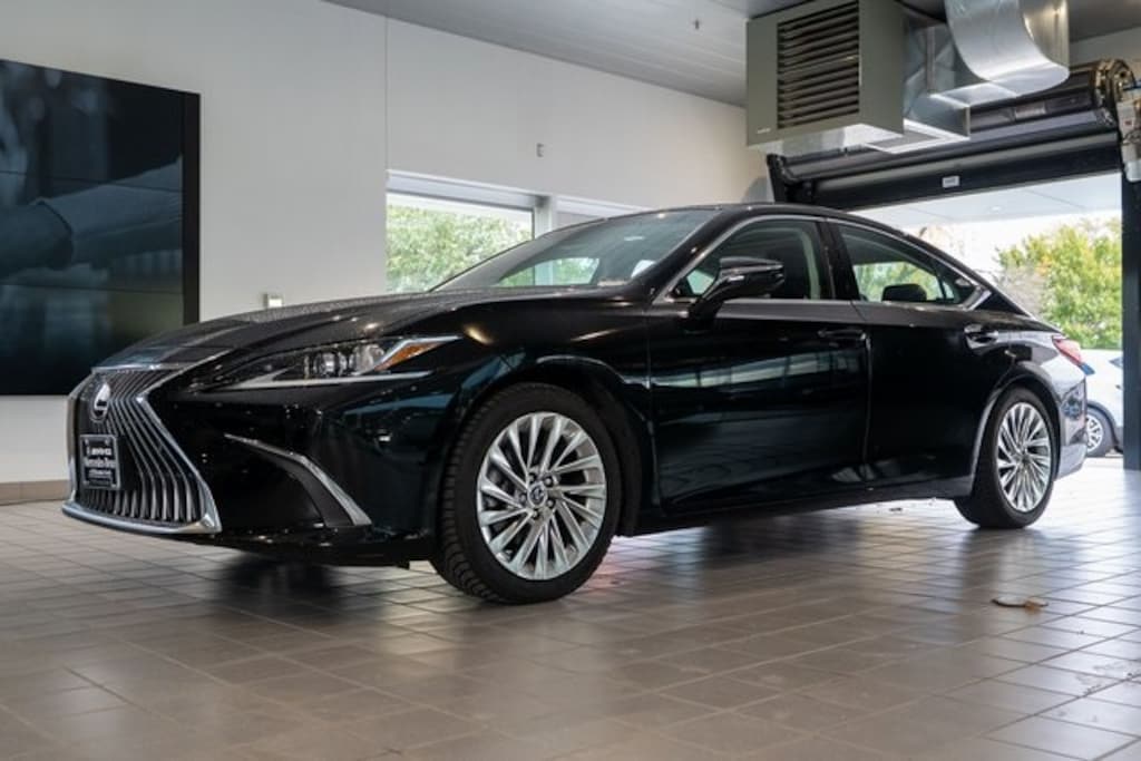 Used 2019 Lexus ES 350 Luxury Sedan