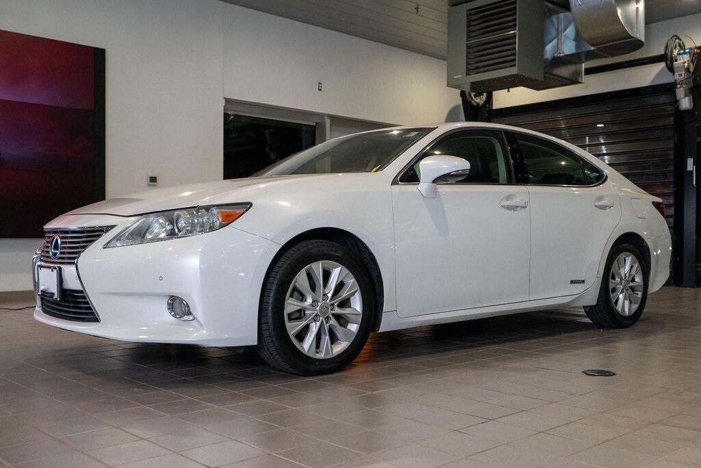 Used 2013 Lexus ES 300h Sedan