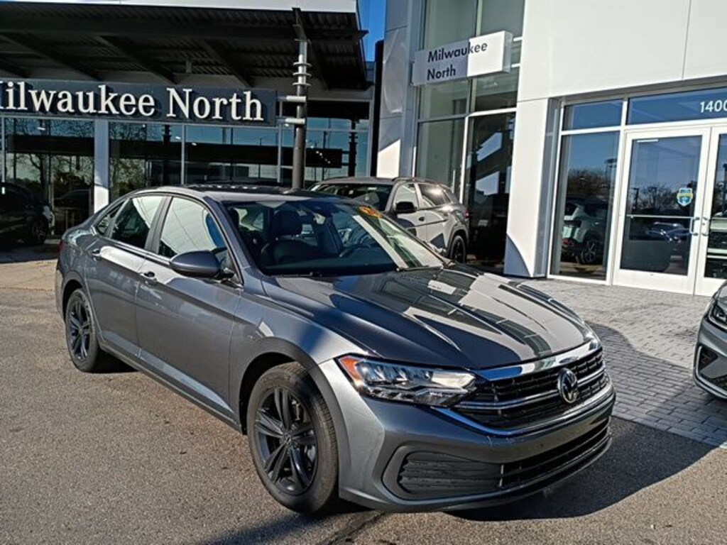 Certified 2024 Volkswagen Jetta 1.5T SE Sedan