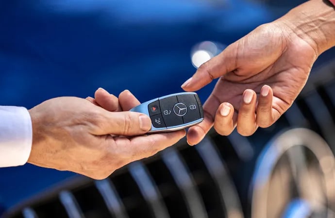 Umansky Motor Cars shuttle and loaner vehicle services