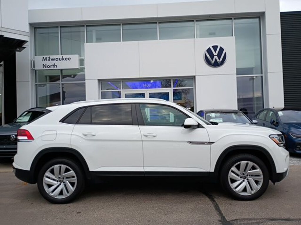 Certified 2023 Volkswagen Atlas Cross Sport 2.0T SE w/Technology SUV