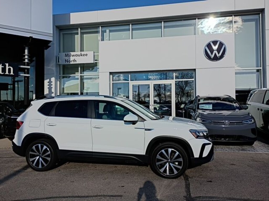 Certified 2023 Volkswagen Taos 1.5T SE SUV