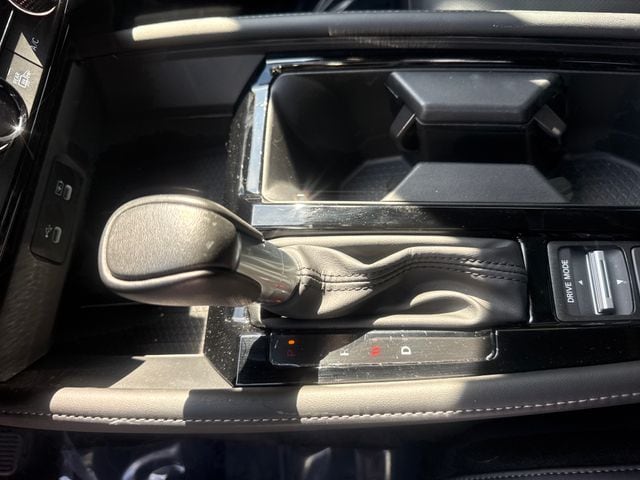 2024 Honda Accord Hybrid Touring - Photo 19