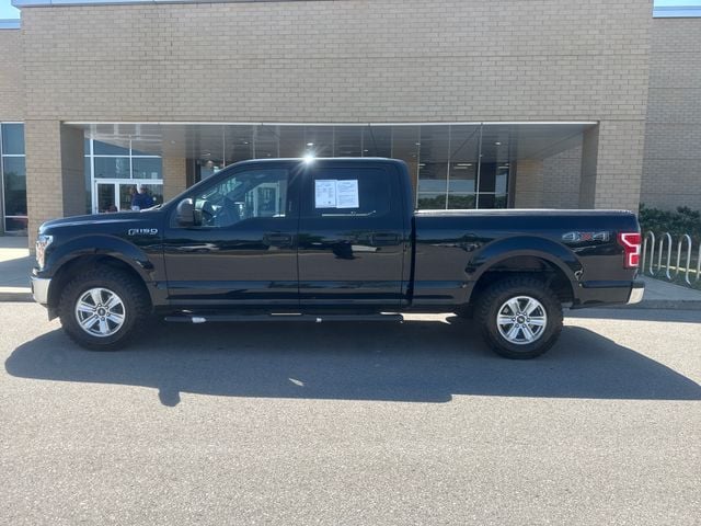 2019 Ford F-150 XLT 4x4 SuperCrew 157 in's photo