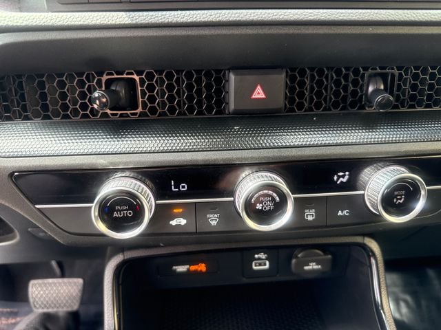 2025 Honda CR-V LX - Photo 15