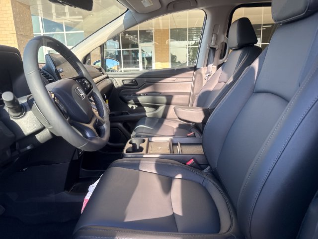 2026 Honda Odyssey EX-L - Photo 9