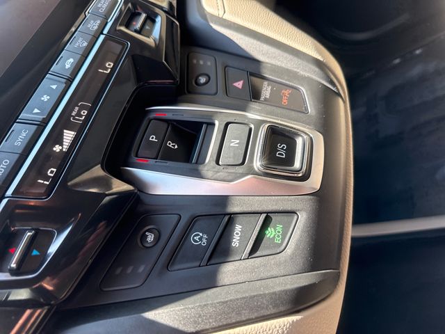 2024 Honda Odyssey EX-L - Photo 17