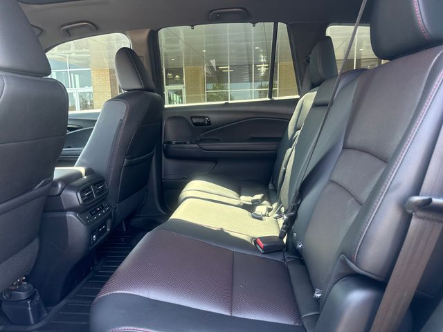 2025 Honda Passport Black Edition - Photo 20