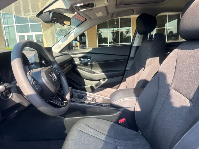2025 Honda Accord SE - Photo 8