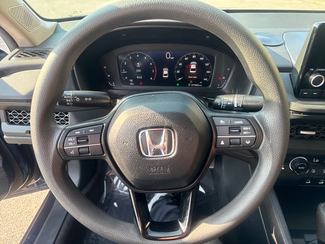 2025 Honda Accord SE - Photo 11