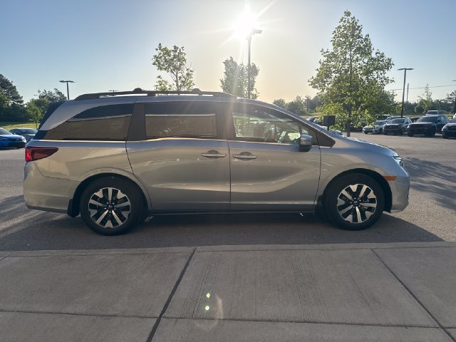 2026 Honda Odyssey EX-L - Photo 6