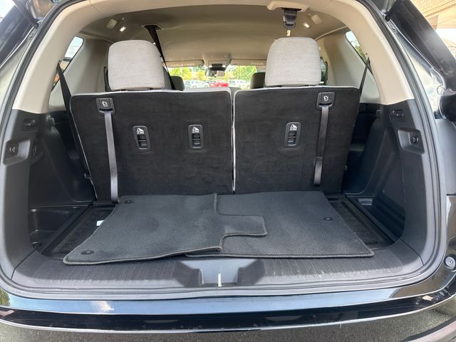 2023 Honda Pilot LX - Photo 17