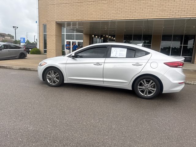 2018 Hyundai Elantra 1.8 Value Edition A/T SULEV's photo