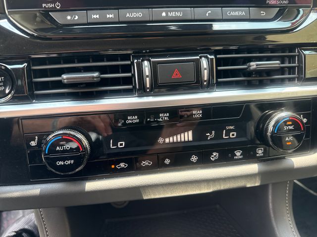 2025 Nissan Pathfinder SV - Photo 15