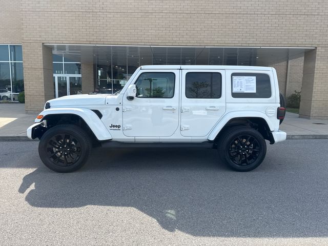 2022 Jeep Wrangler High Altitude's photo