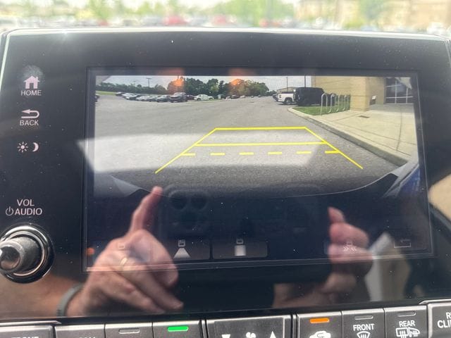 2024 Honda Odyssey Elite - Photo 17