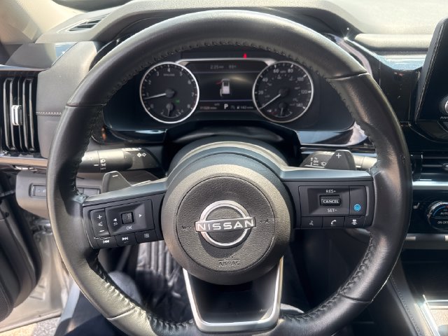 2025 Nissan Pathfinder SV - Photo 10