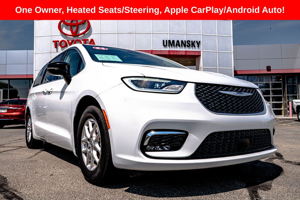 2024 Chrysler Pacifica