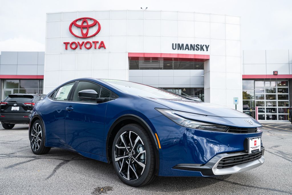 2026 Toyota Prius XSE's photo