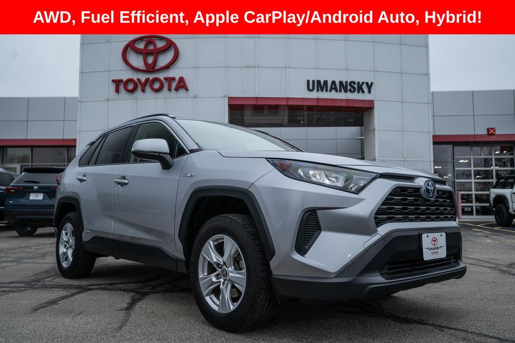 2020 Toyota RAV4 LE
