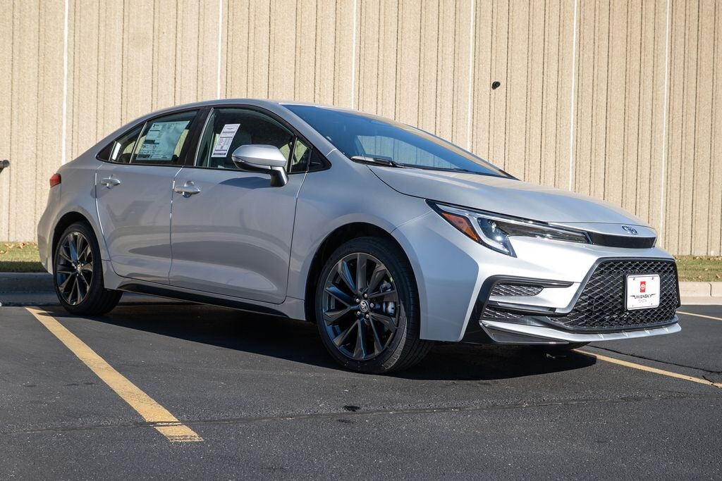New 2026 Toyota Corolla SE Sedan