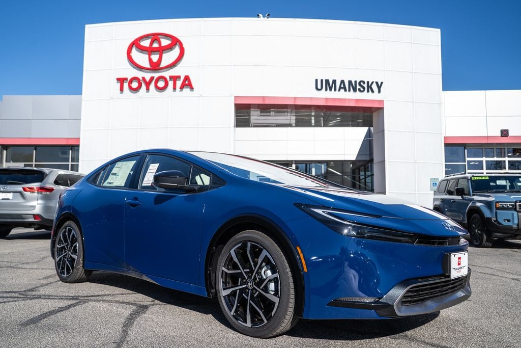 2026 Toyota Prius XSE Premium's photo