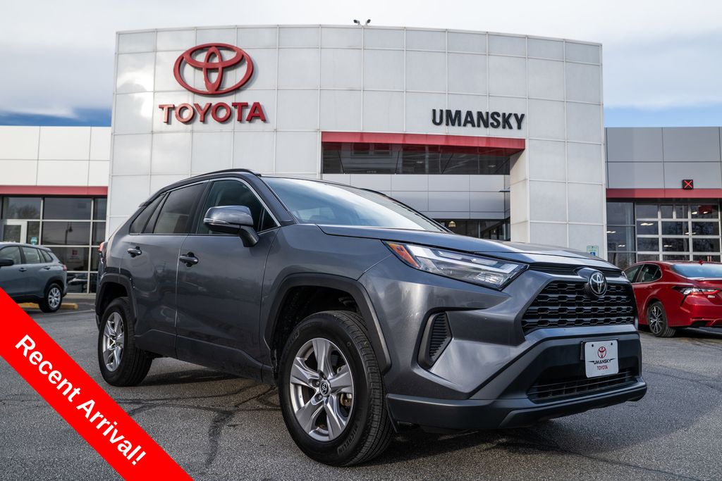 2022 Toyota RAV4 XLE
