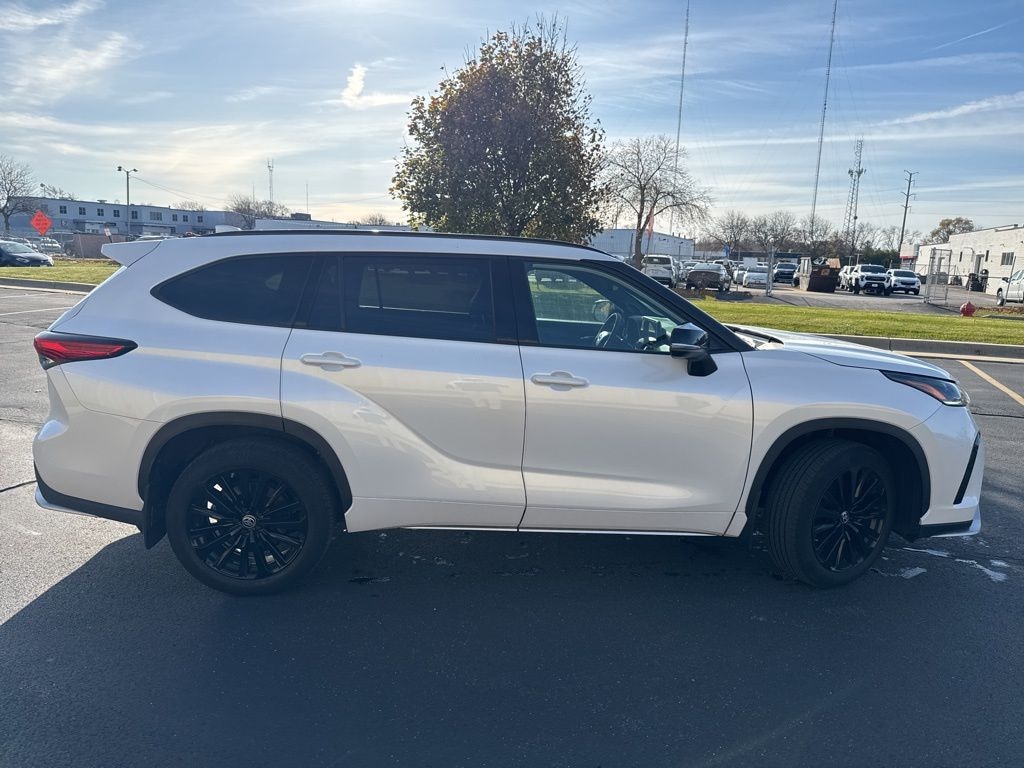 Used 2023 Toyota Highlander XSE SUV