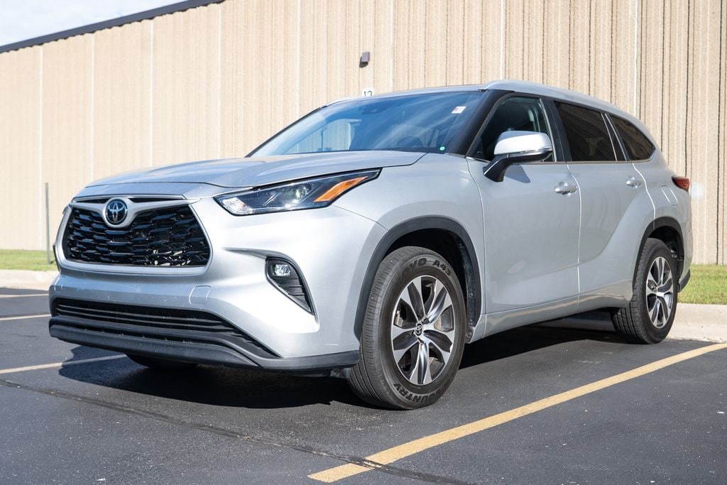 Certified 2023 Toyota Highlander XLE SUV