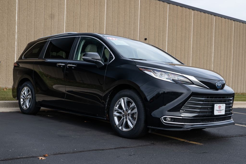 Certified 2023 Toyota Sienna Limited 7 Passenger Van Passenger Van