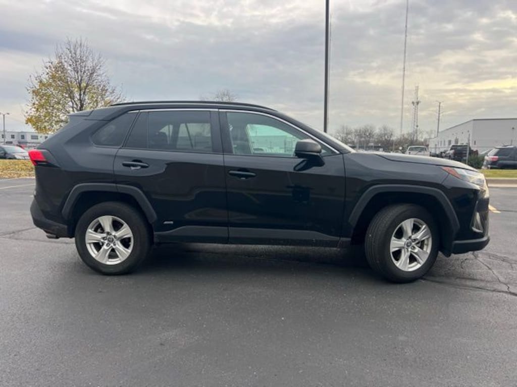 Used 2024 Toyota RAV4 Hybrid LE SUV