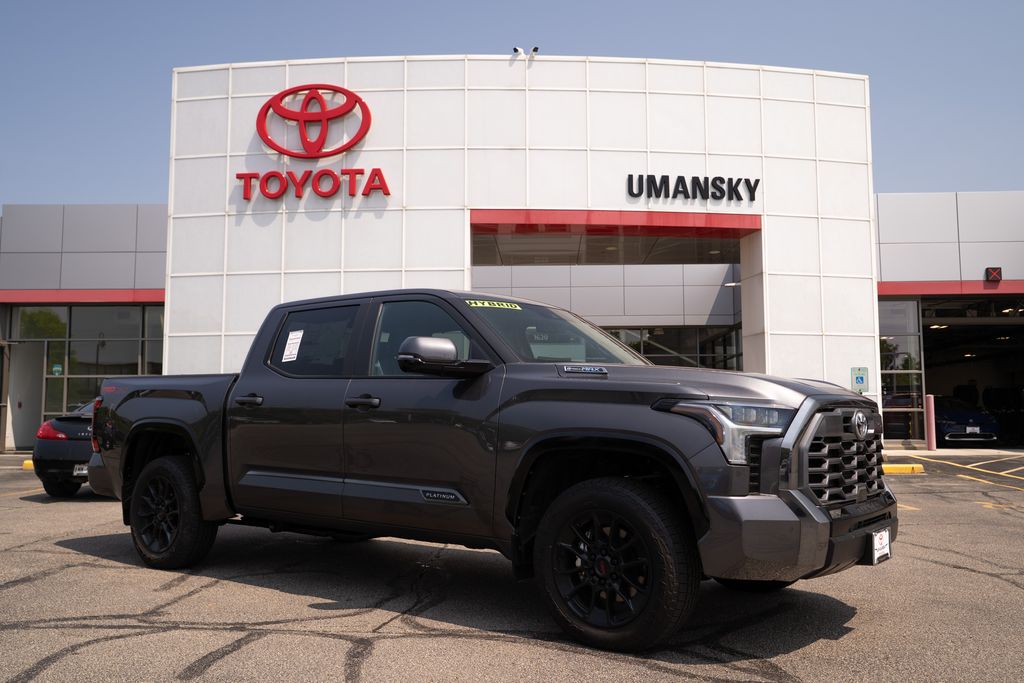 2025 Toyota Tundra Platinum's photo