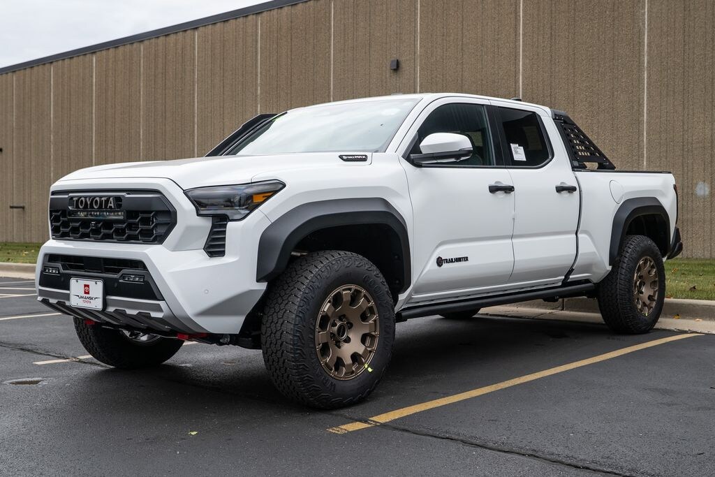 New 2025 Toyota Tacoma Hybrid Trailhunter Truck