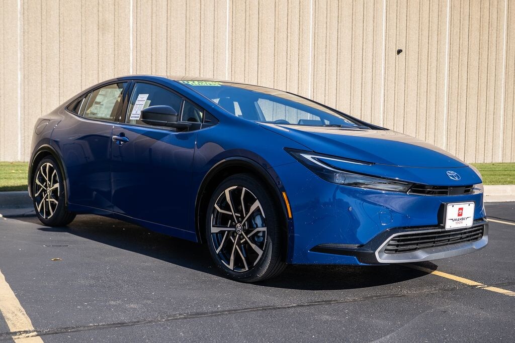 New 2026 Toyota Prius Plug-In Hybrid XSE Premium Hatchback