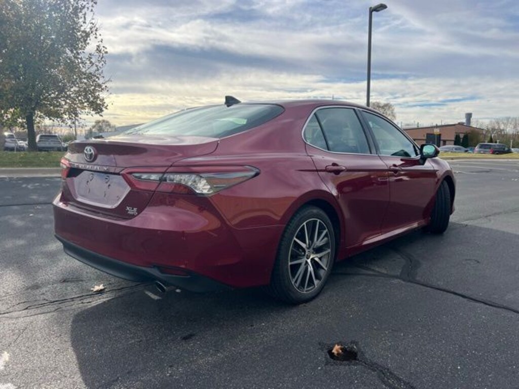 Used 2022 Toyota Camry XLE Sedan