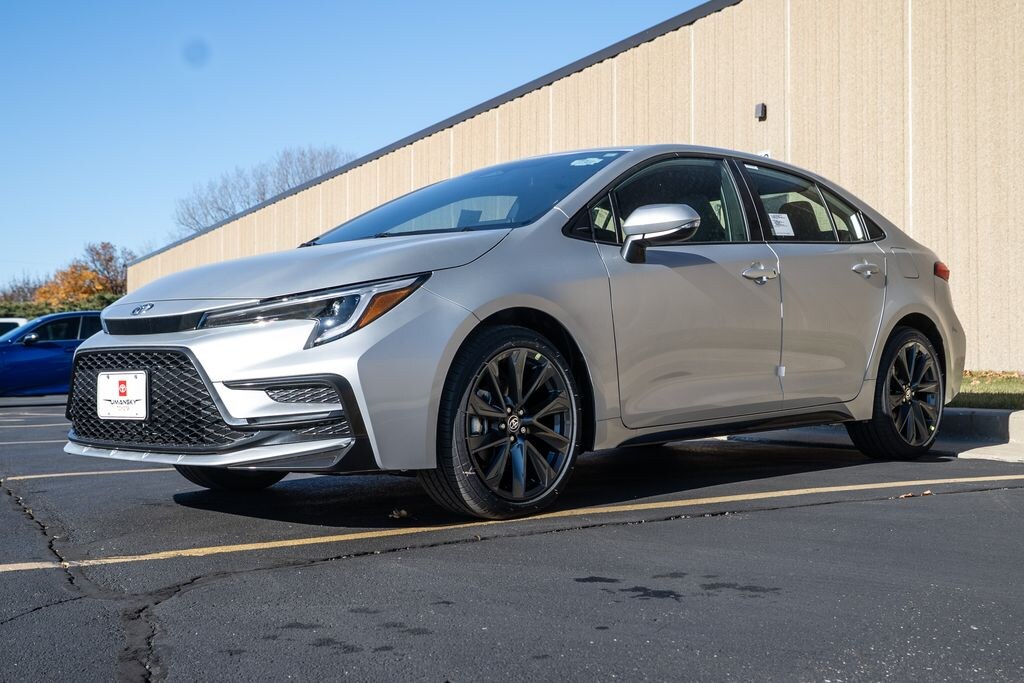 New 2026 Toyota Corolla SE Sedan