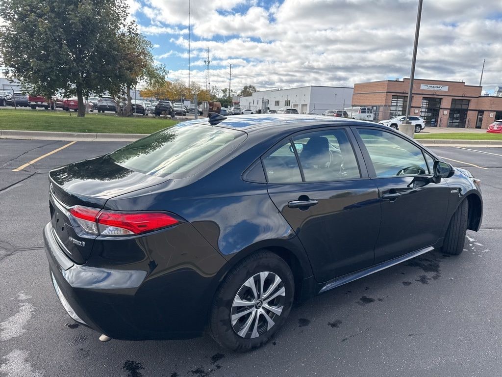 Certified 2021 Toyota Corolla Hybrid LE Sedan
