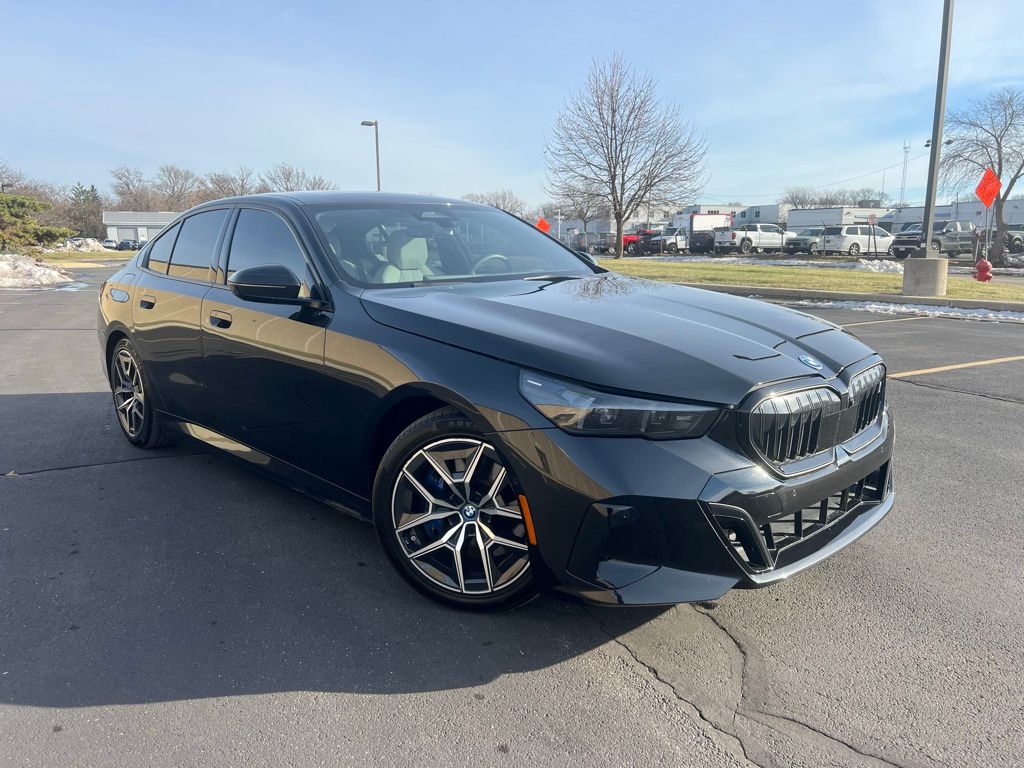 2025 BMW i5 40's photo