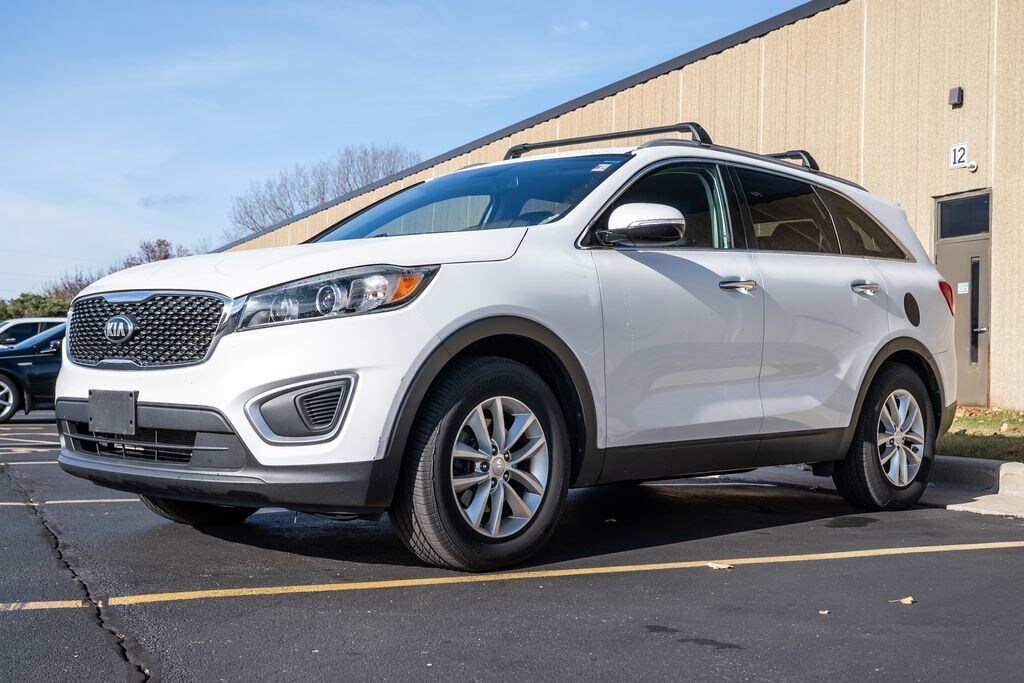 Used 2017 Kia Sorento 2.4L LX SUV