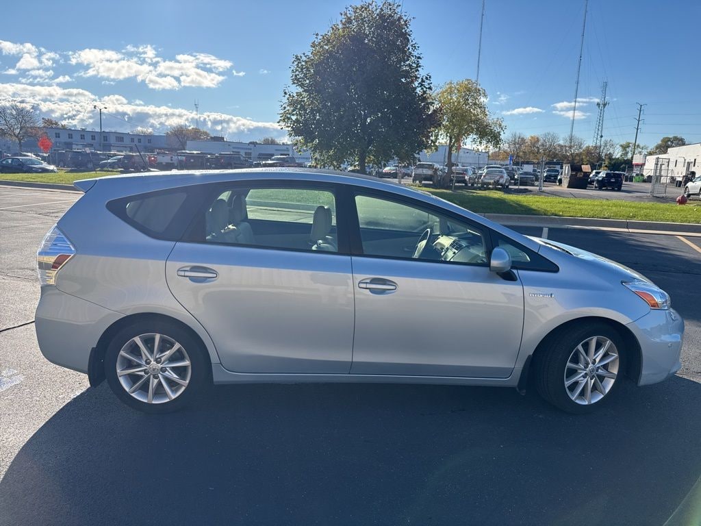 Used 2012 Toyota Prius v  Wagon