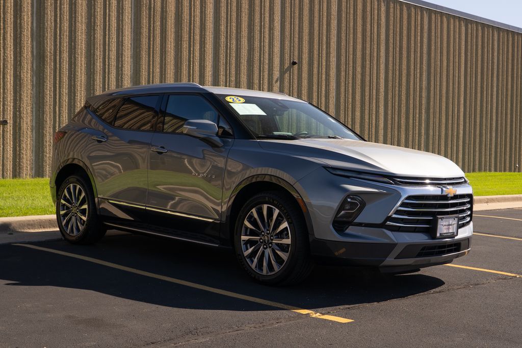 Used 2023 Chevrolet Blazer Premier with VIN 3GNKBLRS6PS139746 for sale in Milwaukee, WI