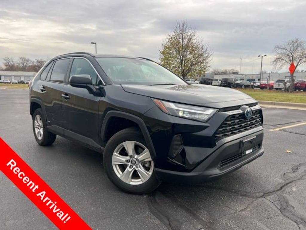 Used 2024 Toyota RAV4 Hybrid LE SUV