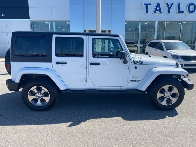 Used 2017 Jeep Wrangler Unlimited Sahara with VIN 1C4BJWEG0HL734632 for sale in Union City, TN