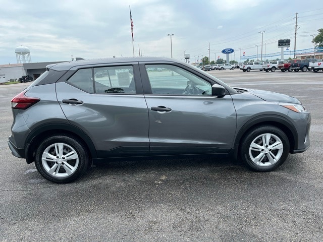 Used 2022 Nissan Kicks S with VIN 3N1CP5BV4NL485240 for sale in Union City, TN