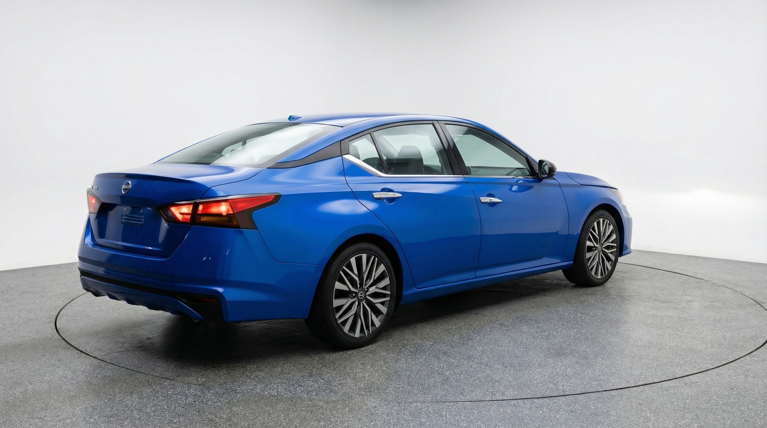 Thumbnail: 2025 Nissan Altima - 7