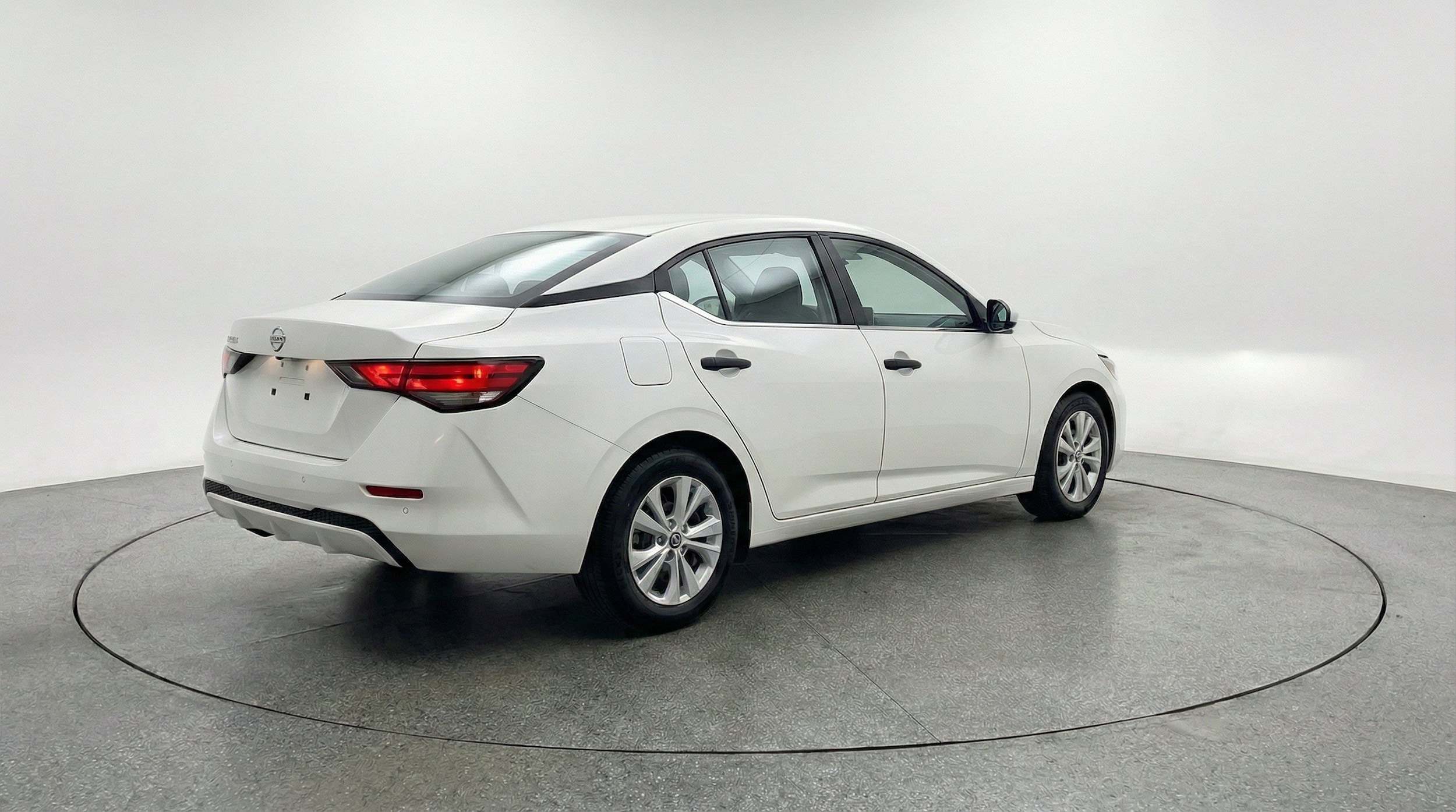 Thumbnail: 2025 Nissan Sentra - 9