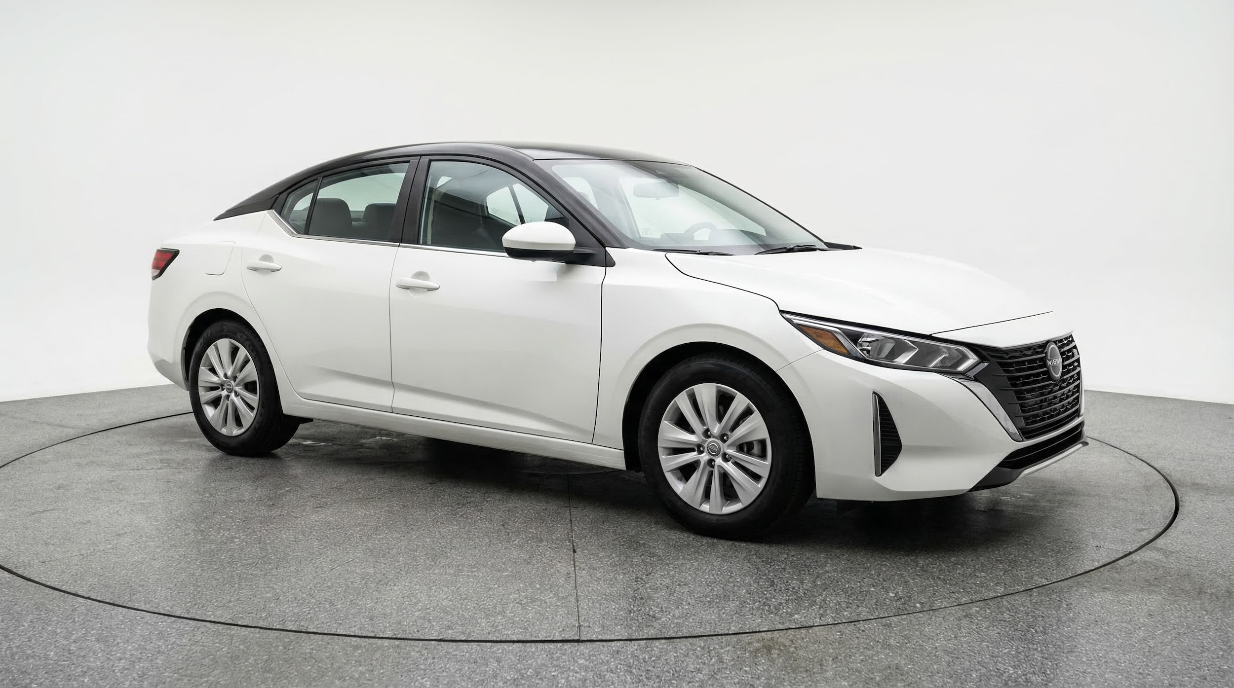 Thumbnail: 2025 Nissan Sentra - 1