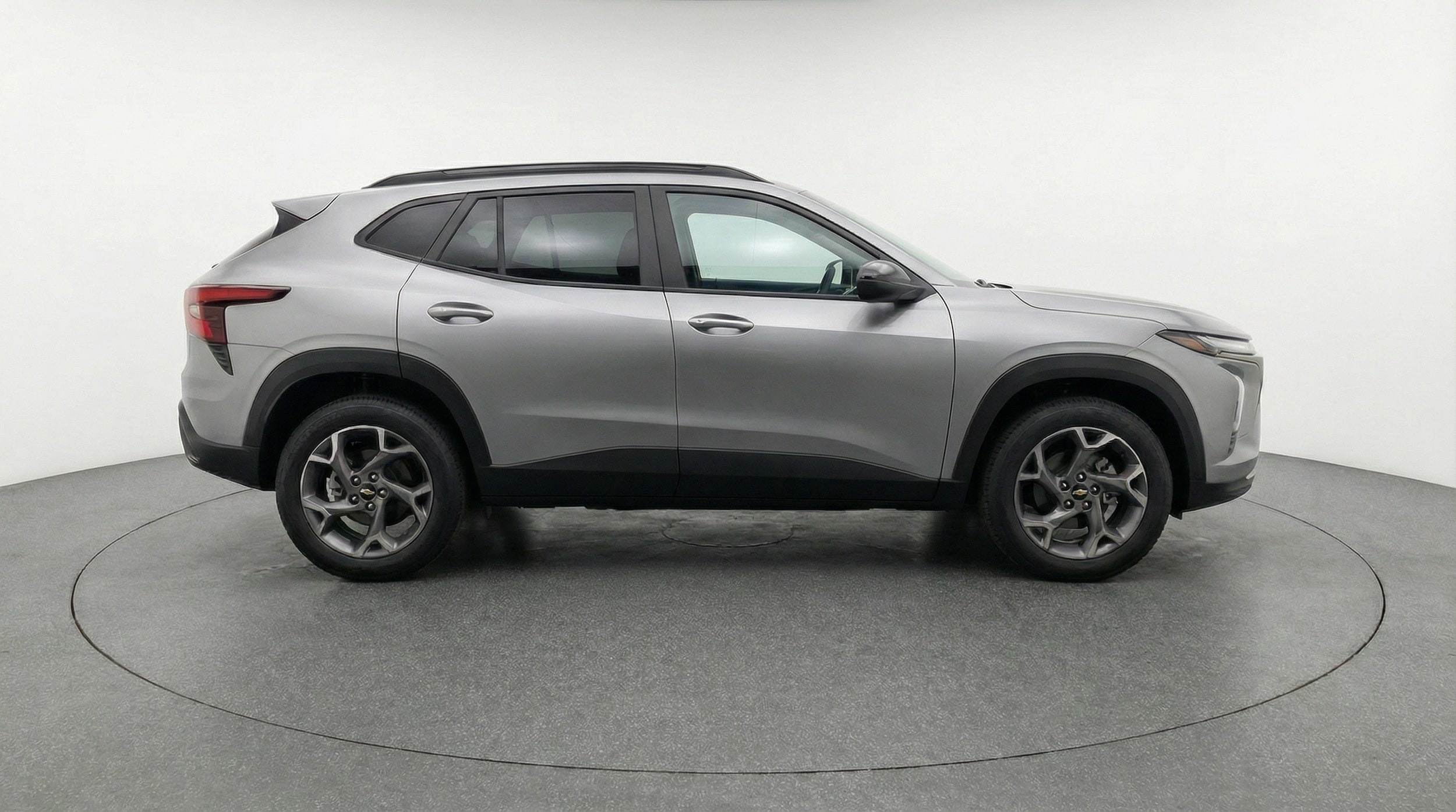 Thumbnail: 2025 Chevrolet Trax - 8