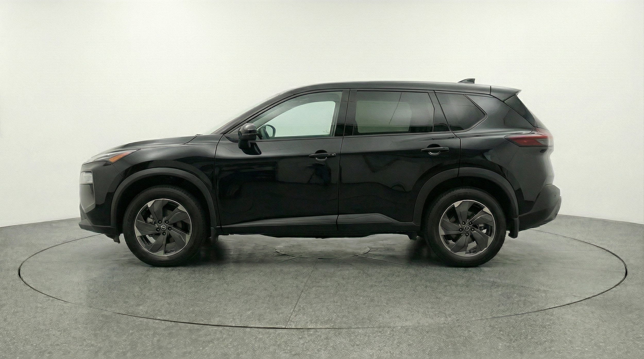 Thumbnail: 2025 Nissan Rogue - 4