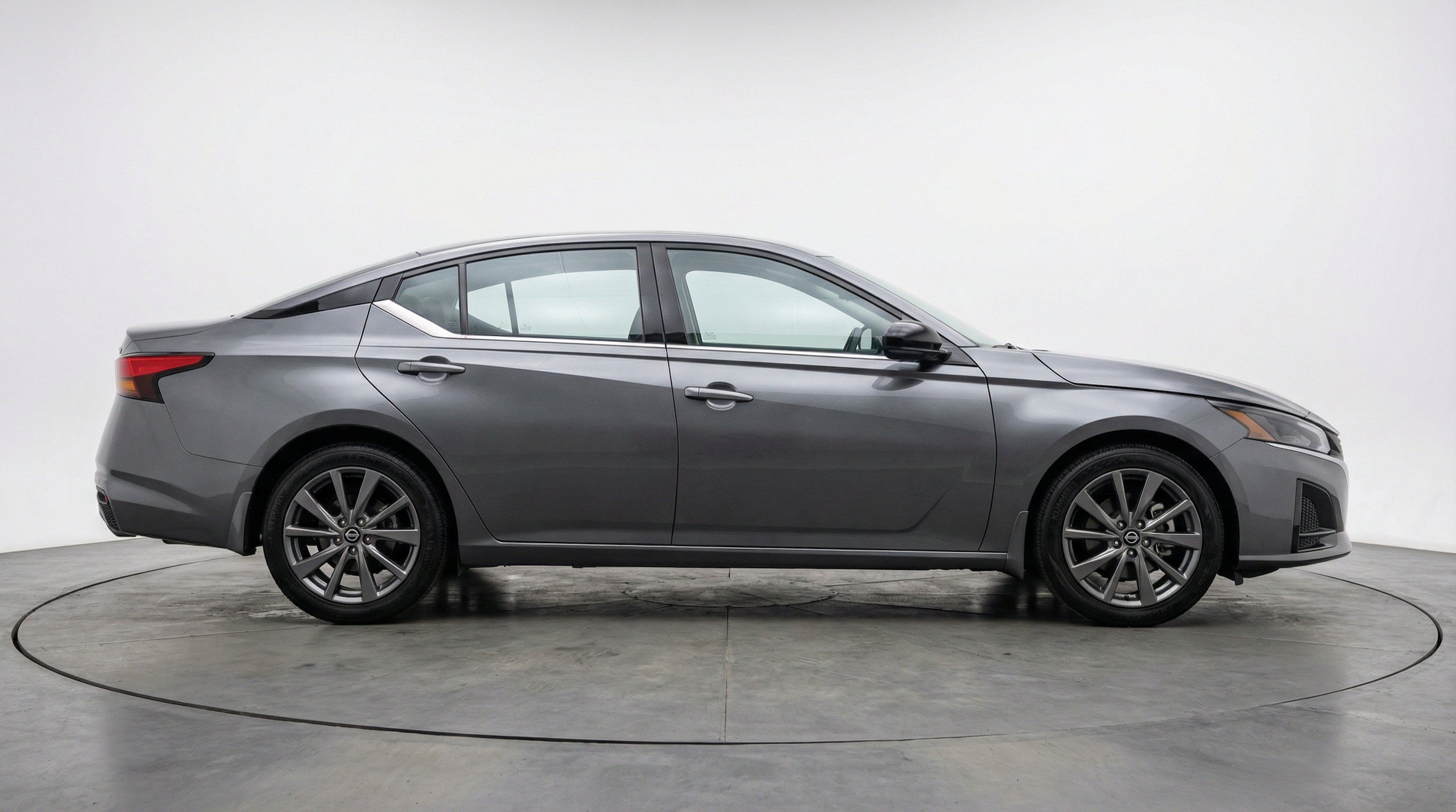 Thumbnail: 2025 Nissan Altima - 11